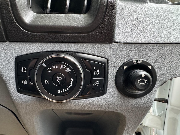 Used Ford Transit 2018 for sale - 75074401: Photo 16