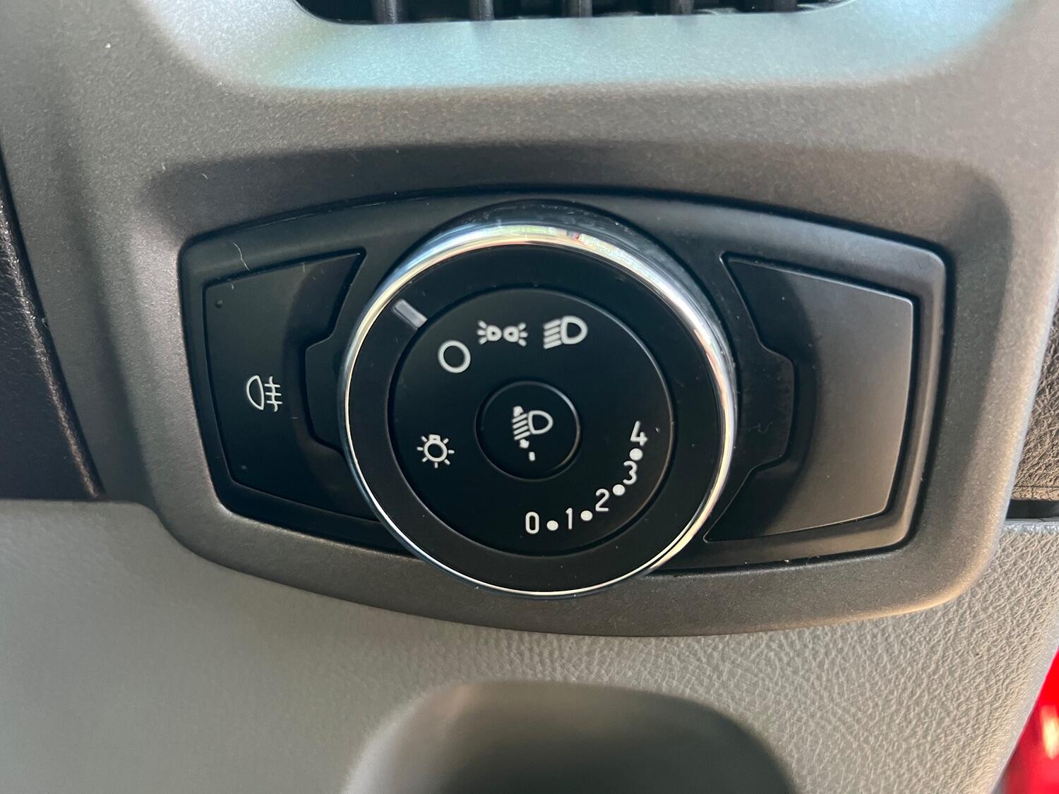 Used Ford Transit Custom 2017 for sale - 76040974: Photo 13