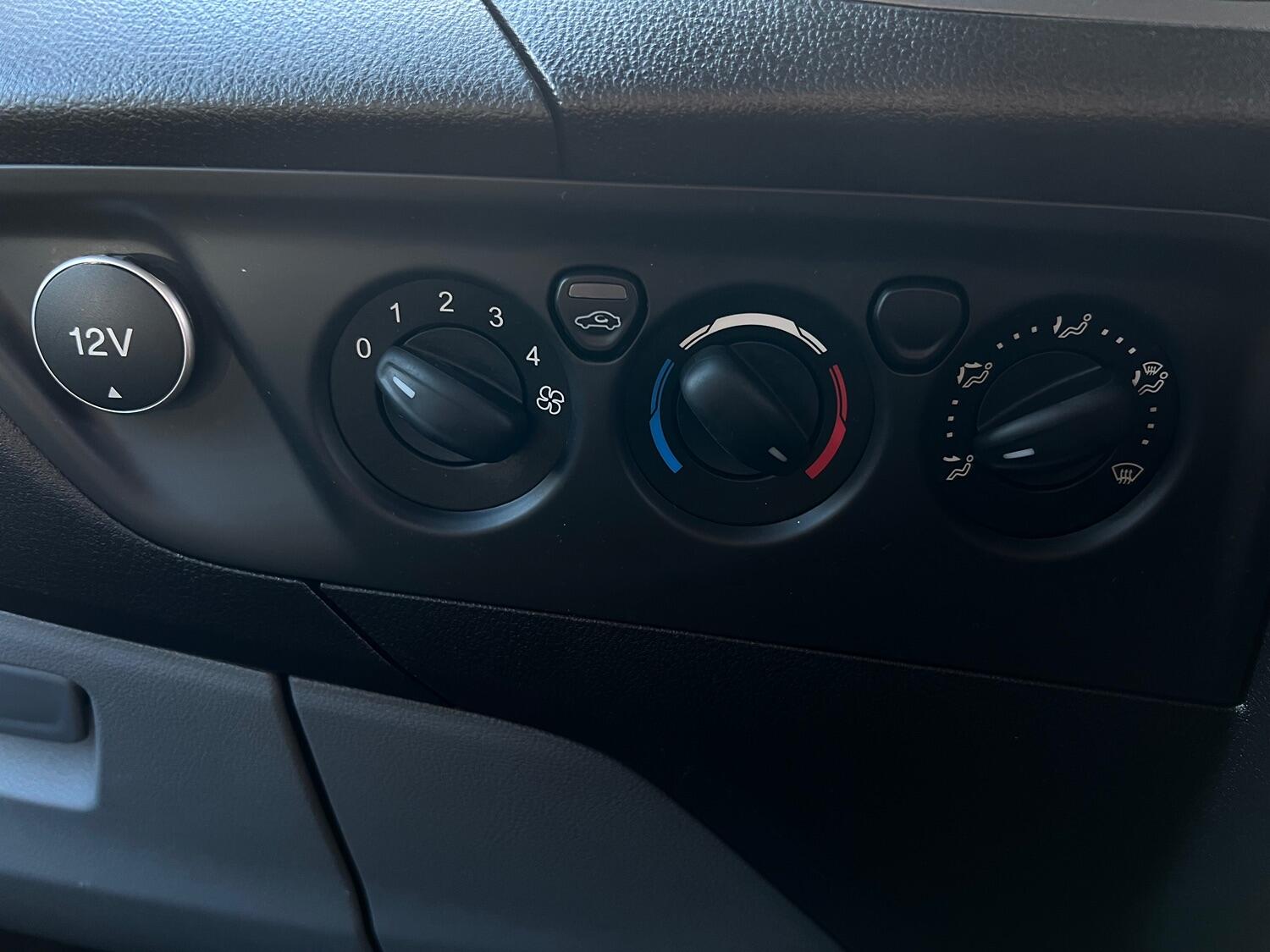 Used Ford Transit Custom 2017 for sale - 76040974: Photo 14