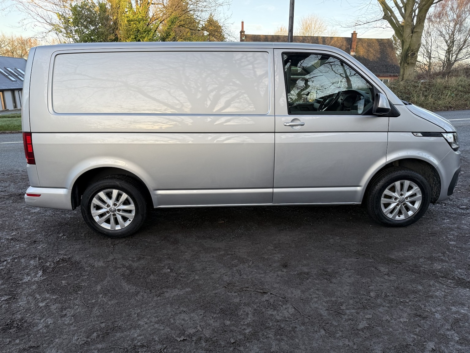 Used Volkswagen Transporter 2023 for sale - 76951093: Photo 5