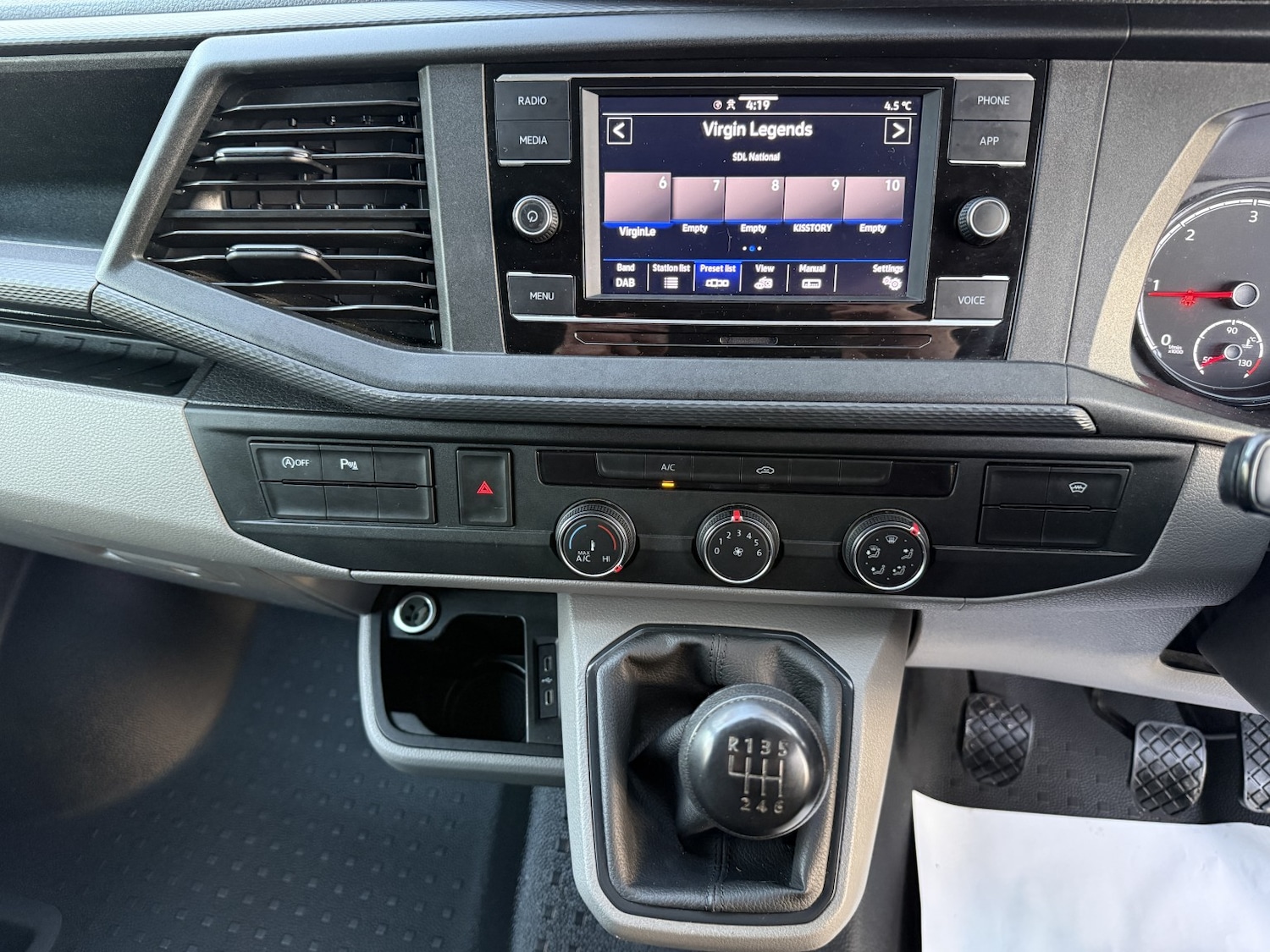 Used Volkswagen Transporter 2023 for sale - 76951093: Photo 8