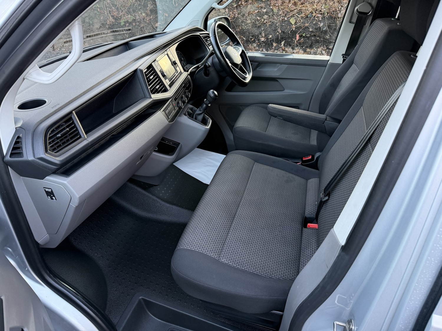 Used Volkswagen Transporter 2023 for sale - 76951093: Photo 9