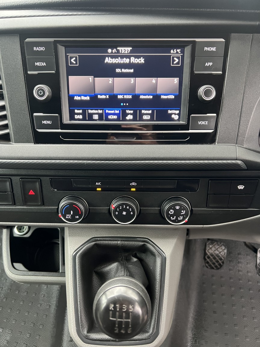 Used Volkswagen Transporter 2023 for sale - 76583323: Photo 11