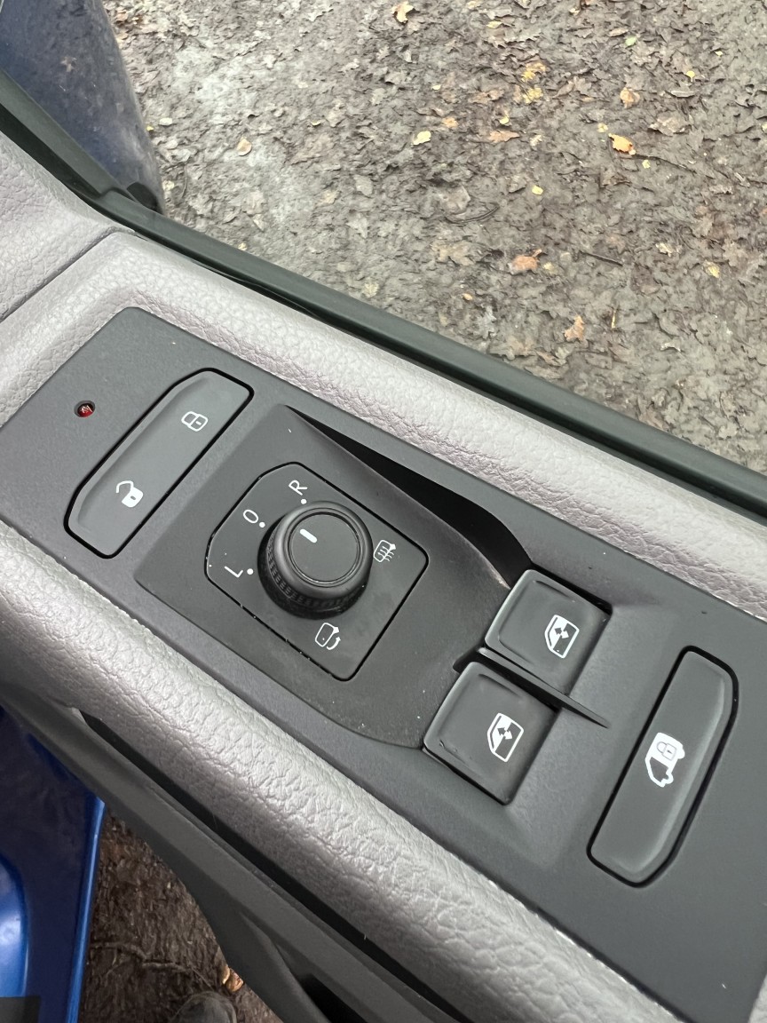 Used Volkswagen Transporter 2023 for sale - 76583323: Photo 15