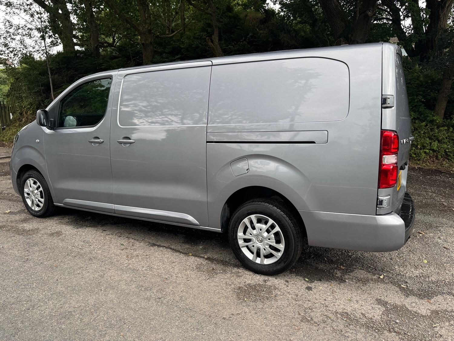 Used Vauxhall Vivaro 2020 for sale - 77721230: Photo 3