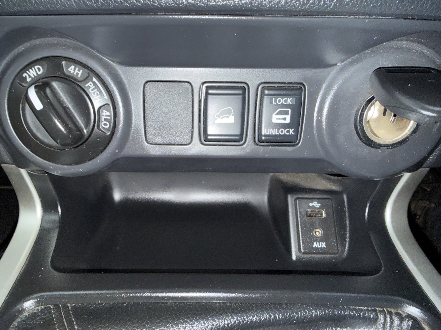 Used Nissan Navara 2018 for sale - 77303636: Photo 19