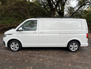 Used Volkswagen Transporter 2021 for sale - 76205620: Photo