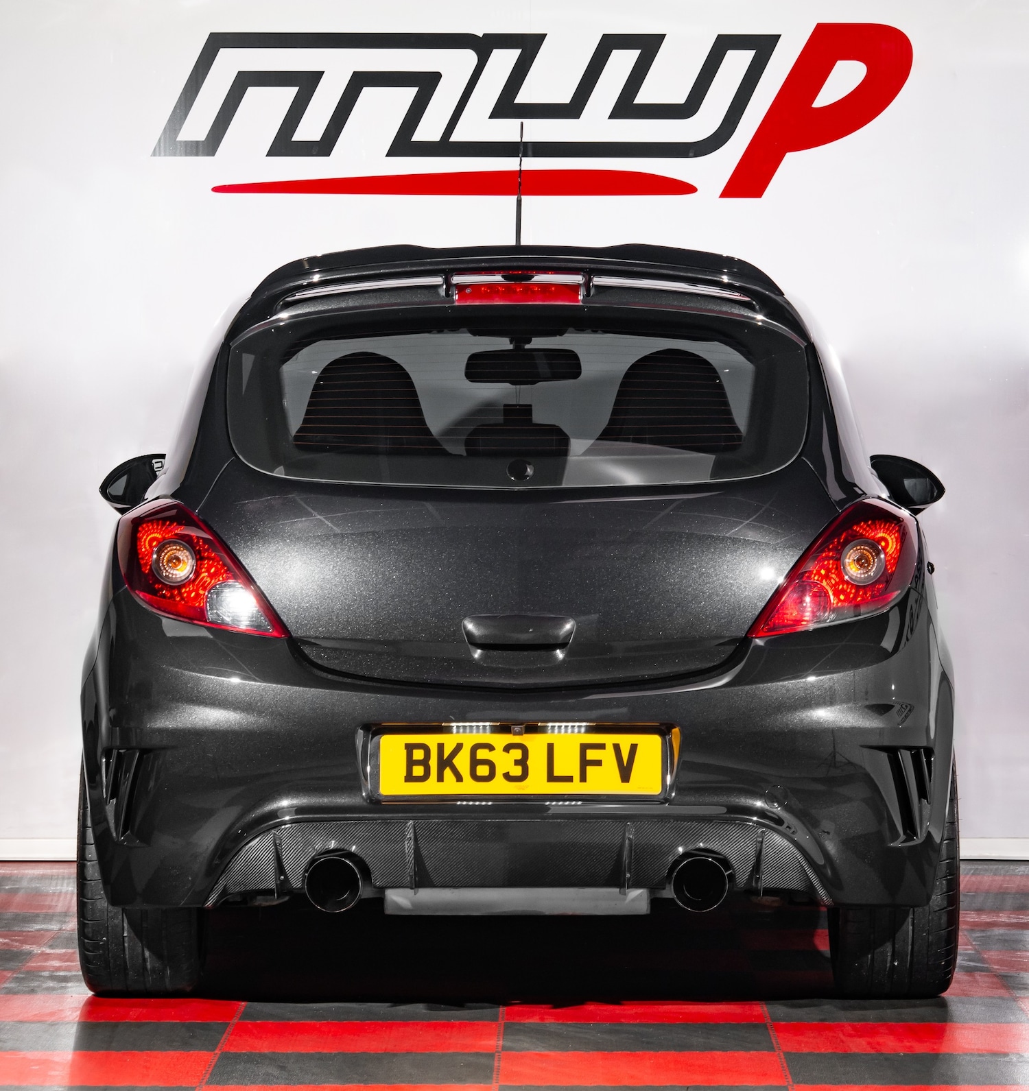 Used Vauxhall Corsa 2013 for sale - 77445531: Photo 2