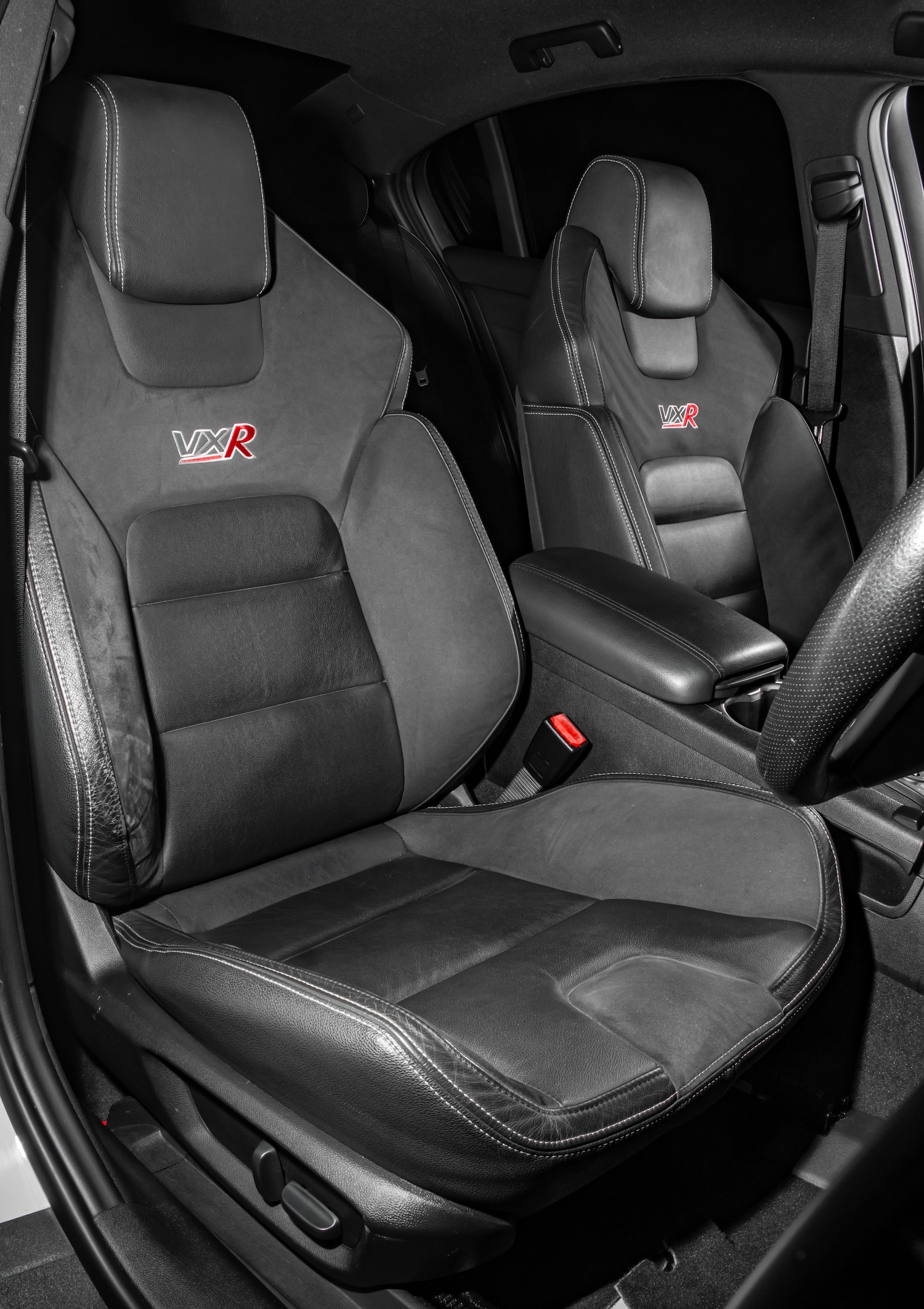 Used Vauxhall VXR8 2009 for sale - 72709464: Photo 17