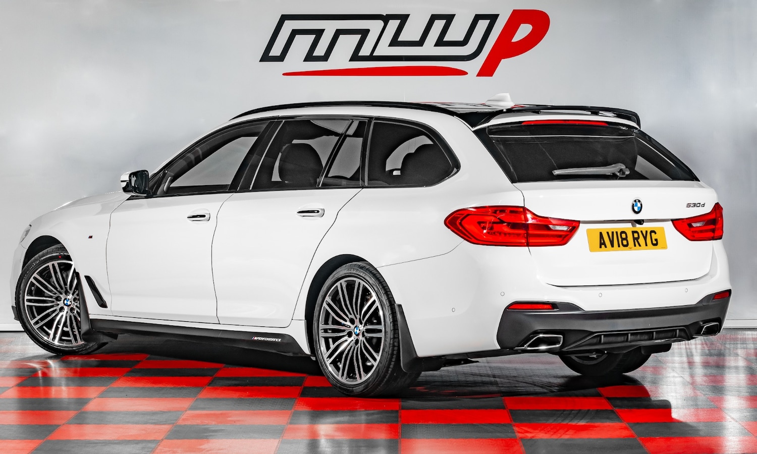 Used BMW 5 Series 2018 for sale - 64864848: Photo 2