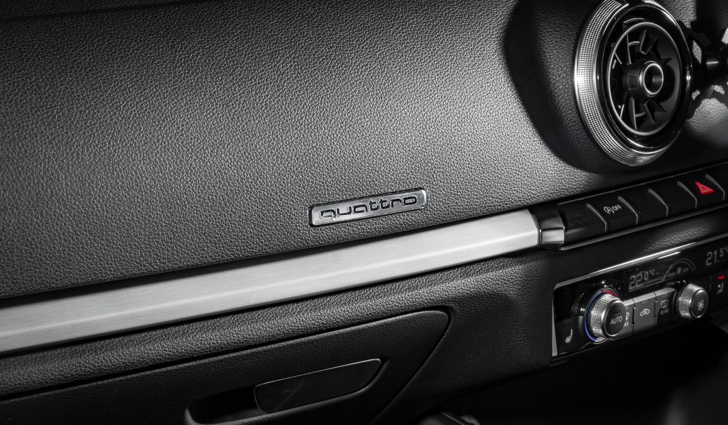 Used Audi A3 2017 for sale - 77271394: Photo 8