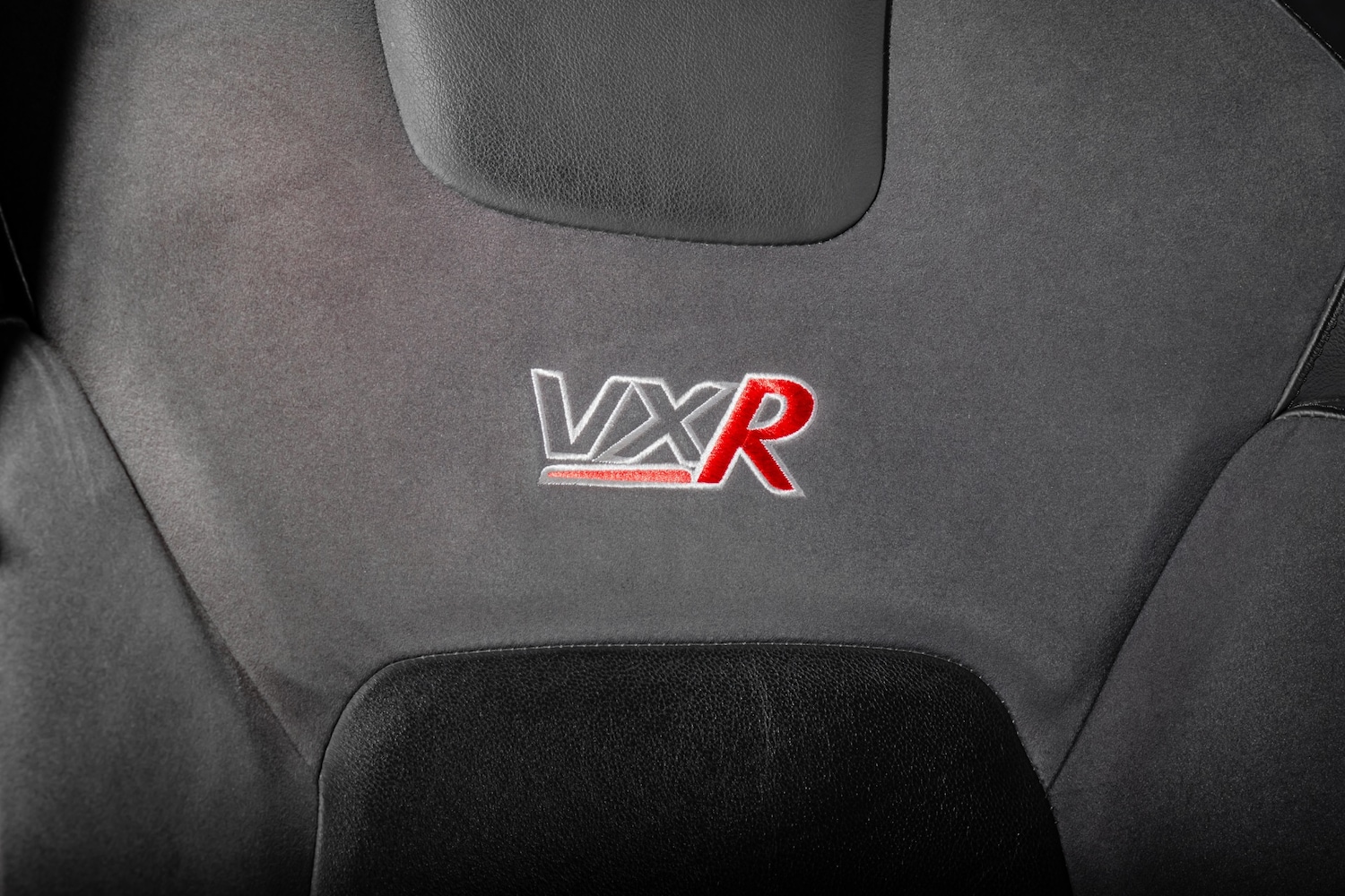 Used Vauxhall VXR8 2009 for sale - 77947428: Photo 10