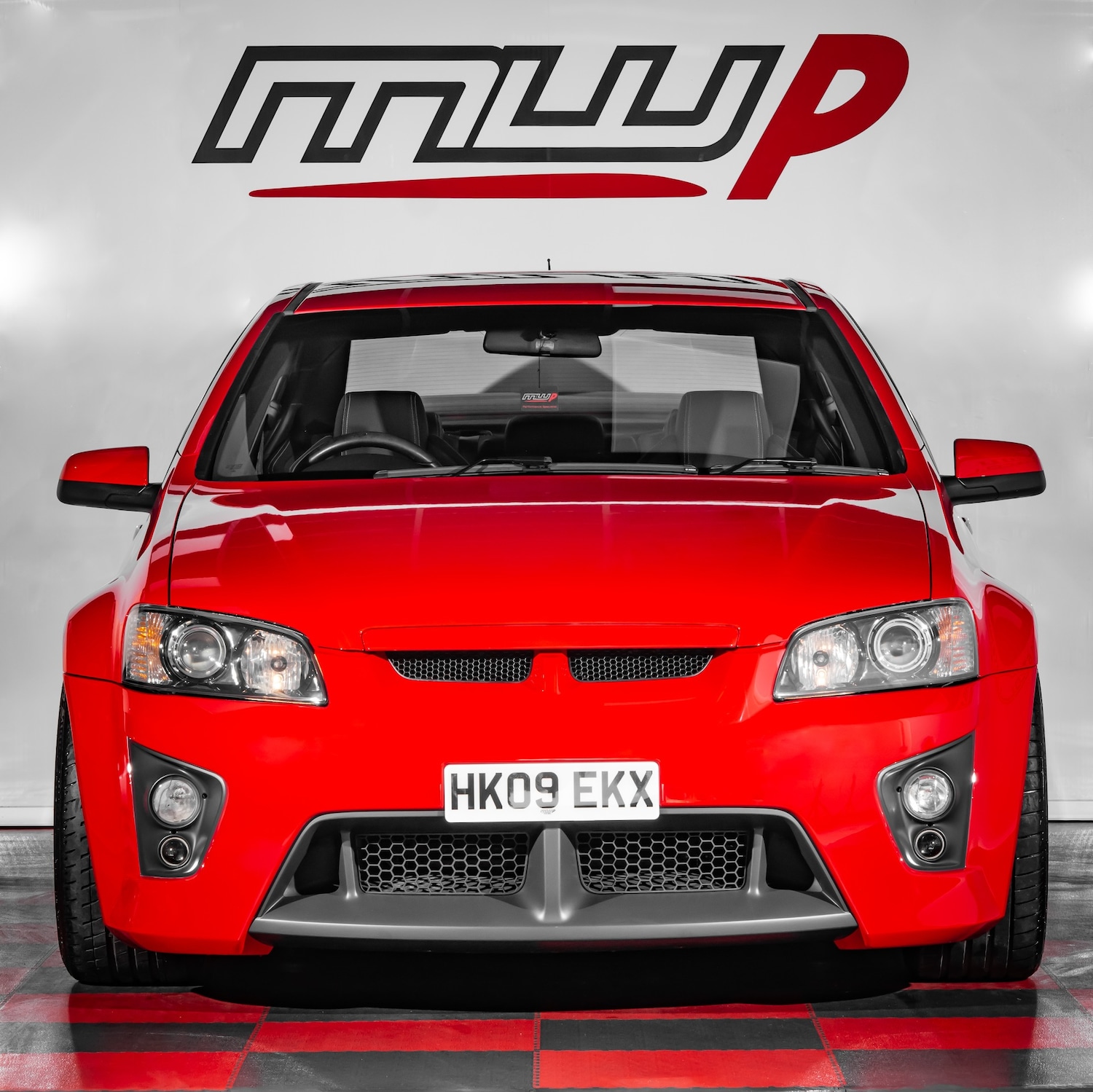 Used Vauxhall VXR8 2009 for sale - 77947428: Photo 2