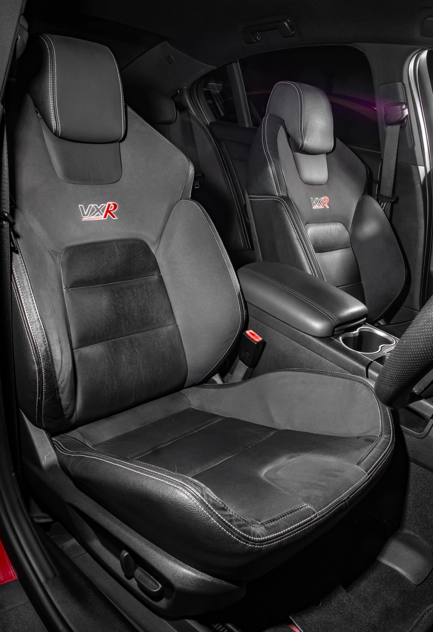 Used Vauxhall VXR8 2009 for sale - 77947428: Photo 7