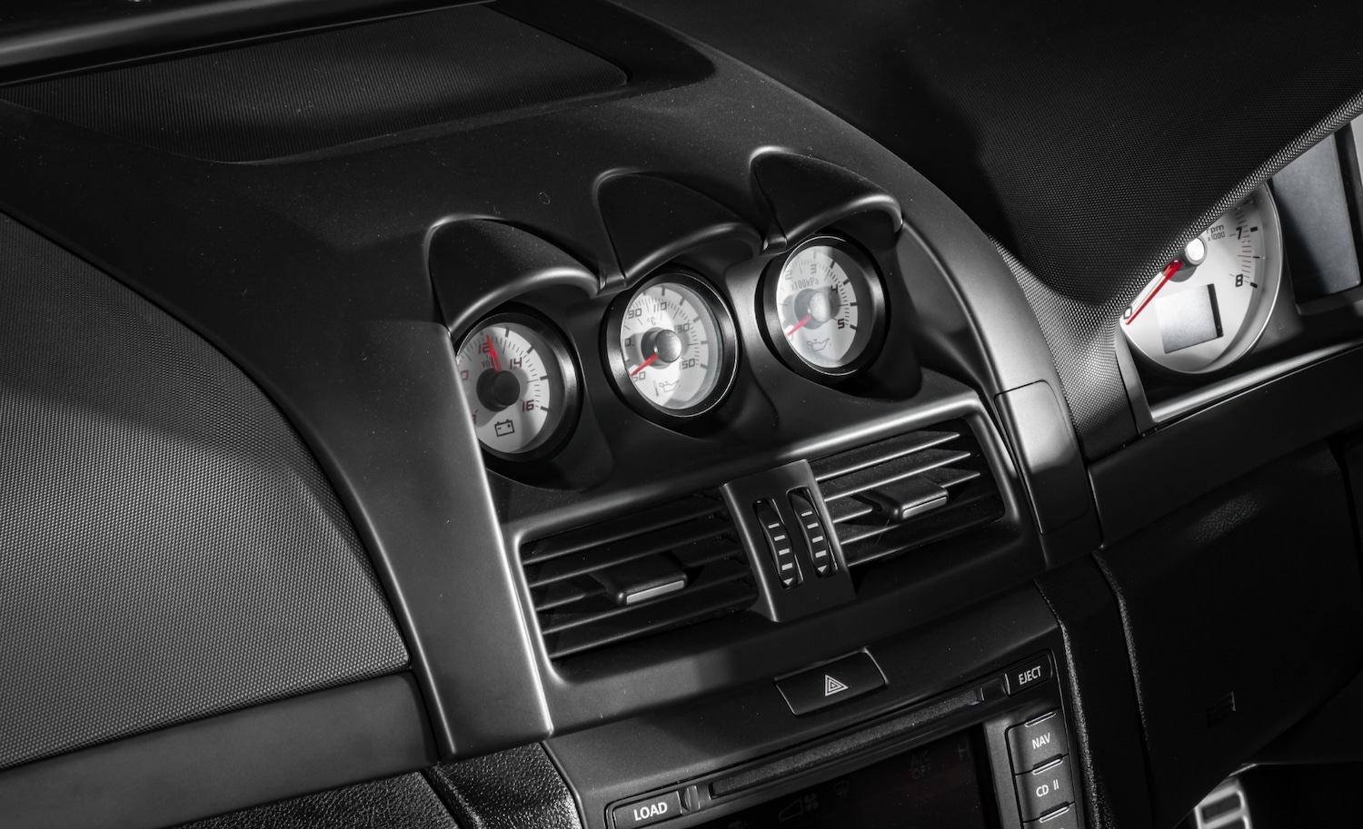 Used Vauxhall VXR8 2008 for sale - 76736792: Photo 11