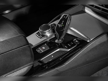 Used BMW 5 Series 2018 for sale - 78960640: Photo