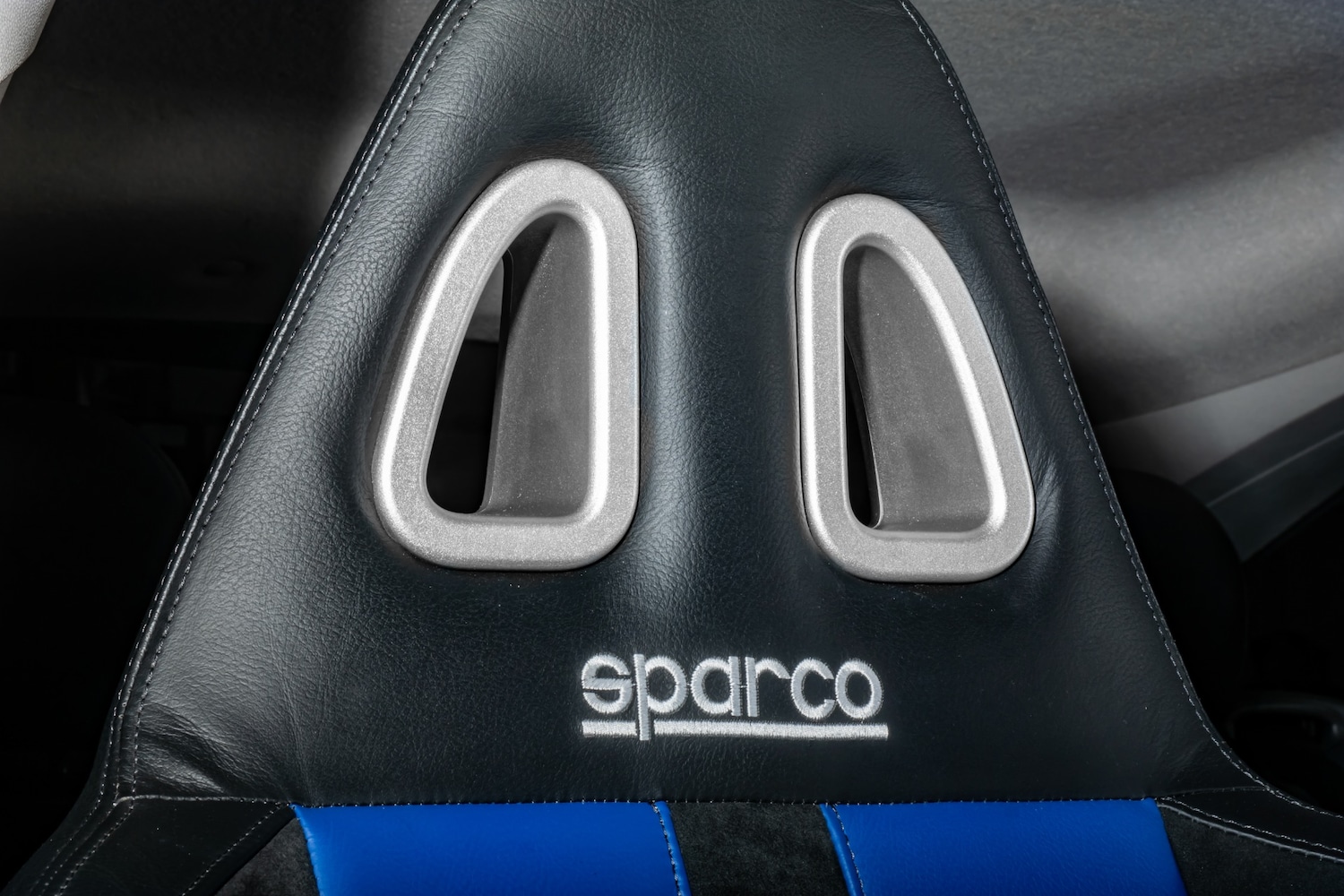 Used Ford Focus 2003 for sale - 75943683: Photo 8