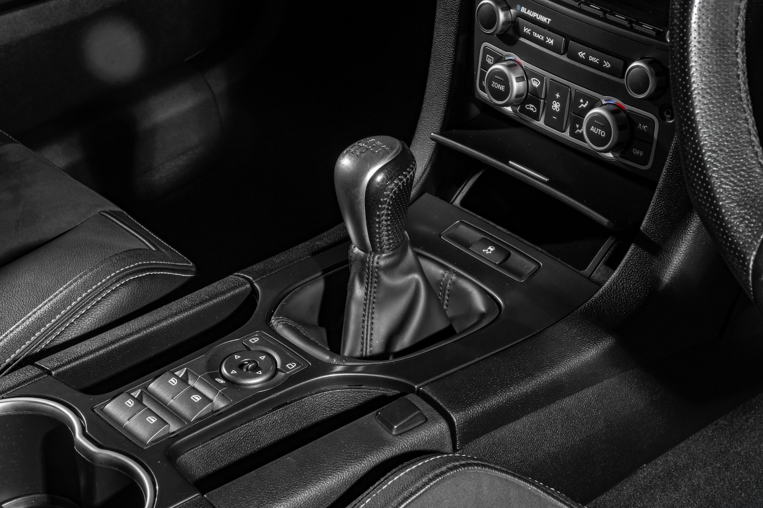 Used Vauxhall VXR8 2007 for sale - 77474542: Photo 12