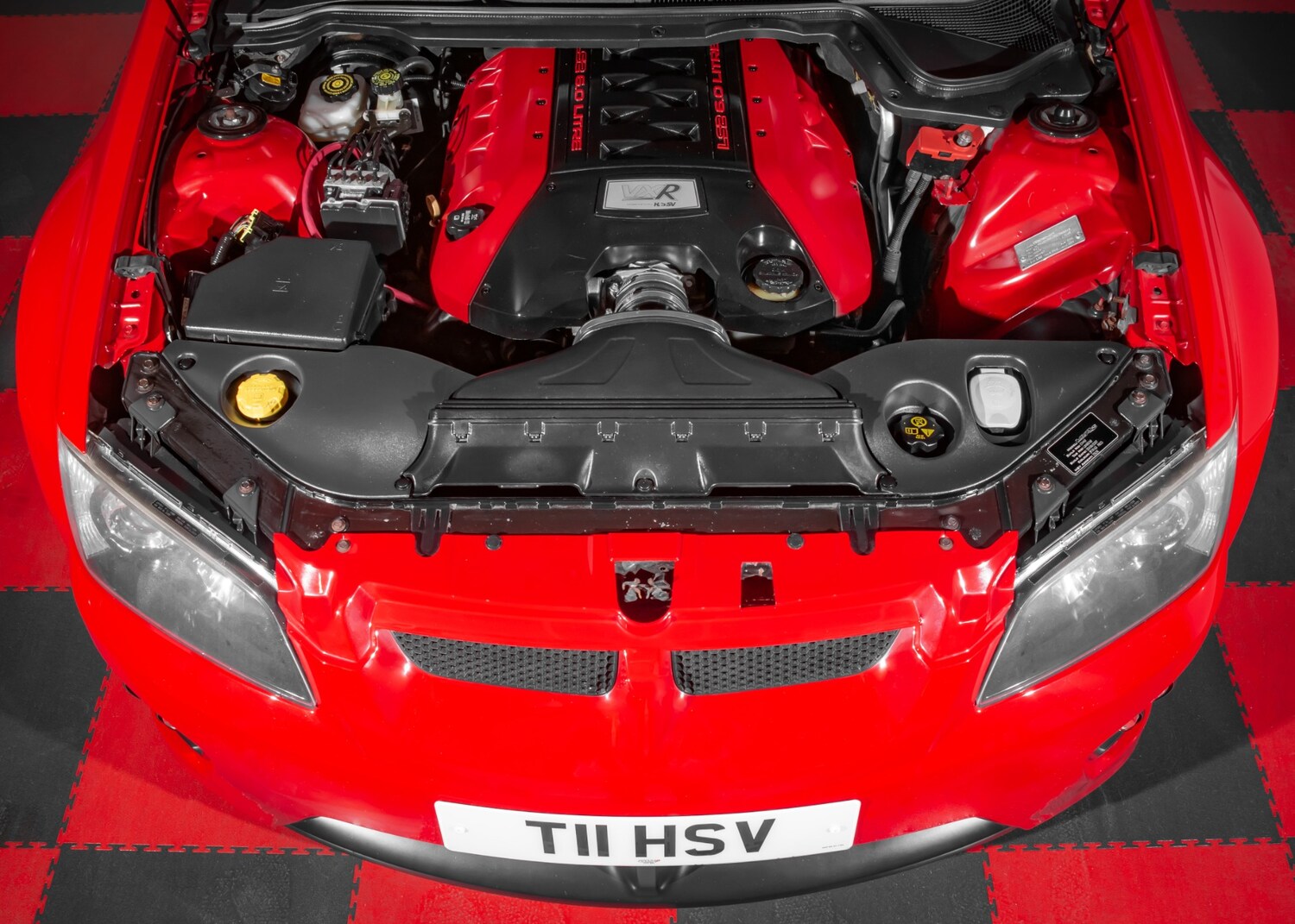 Used Vauxhall VXR8 2007 for sale - 77474542: Photo 5