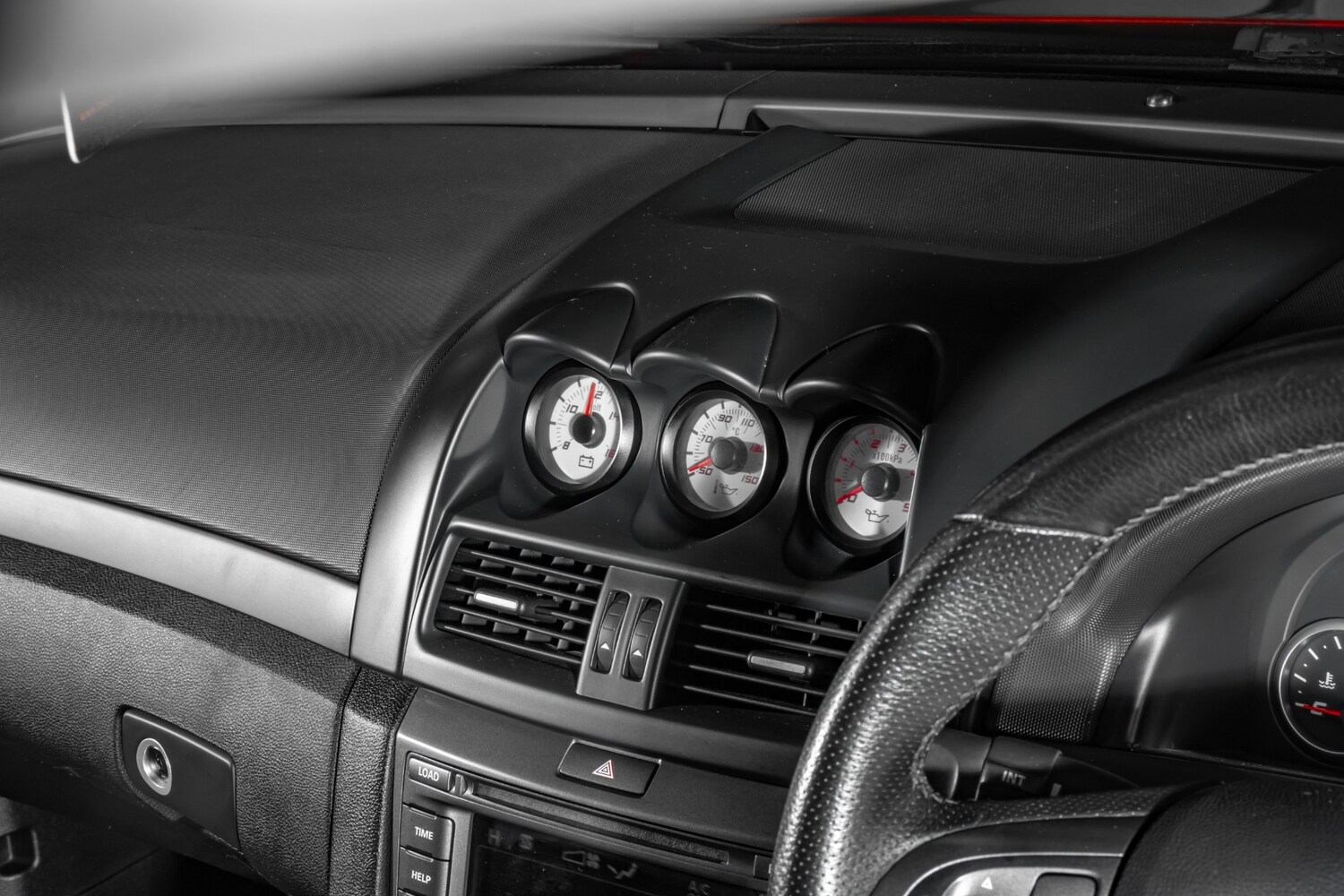 Used Vauxhall VXR8 2007 for sale - 77474542: Photo 8