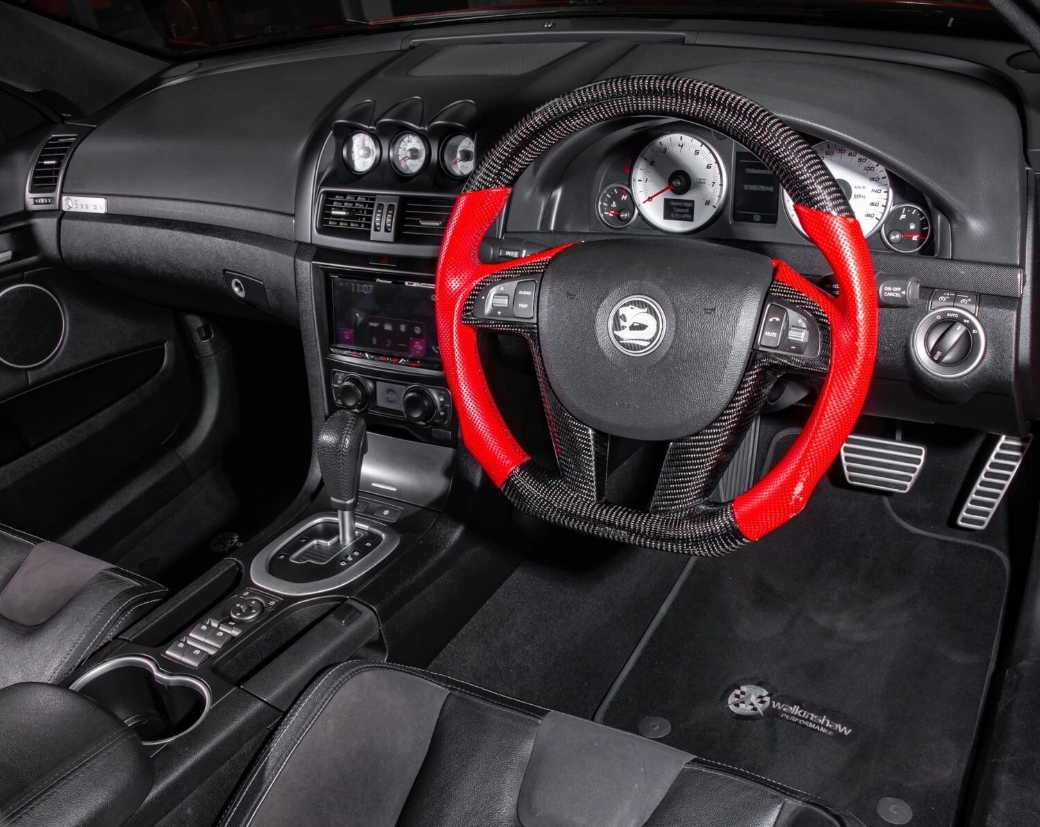 Used Vauxhall VXR8 2007 for sale - 76046675: Photo 3