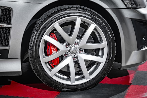 Used Vauxhall VXR8 2007 for sale - 75085876: Photo 16