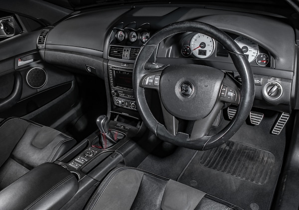 Used Vauxhall VXR8 2007 for sale - 74215740: Photo 4
