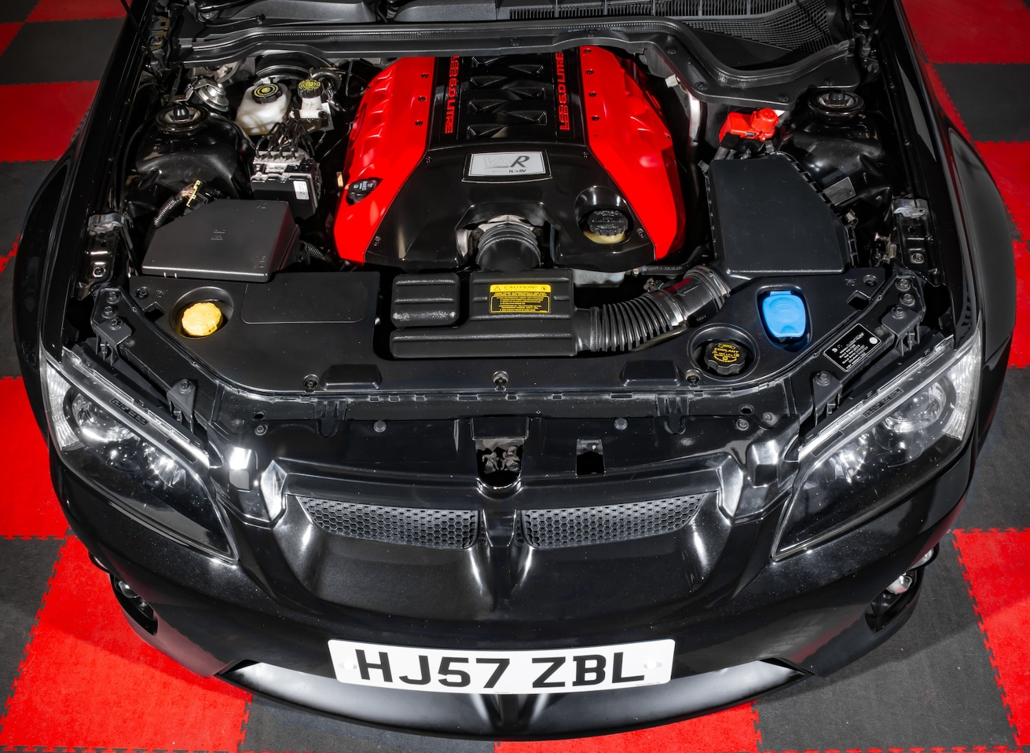 Used Vauxhall VXR8 2007 for sale - 77310781: Photo 12