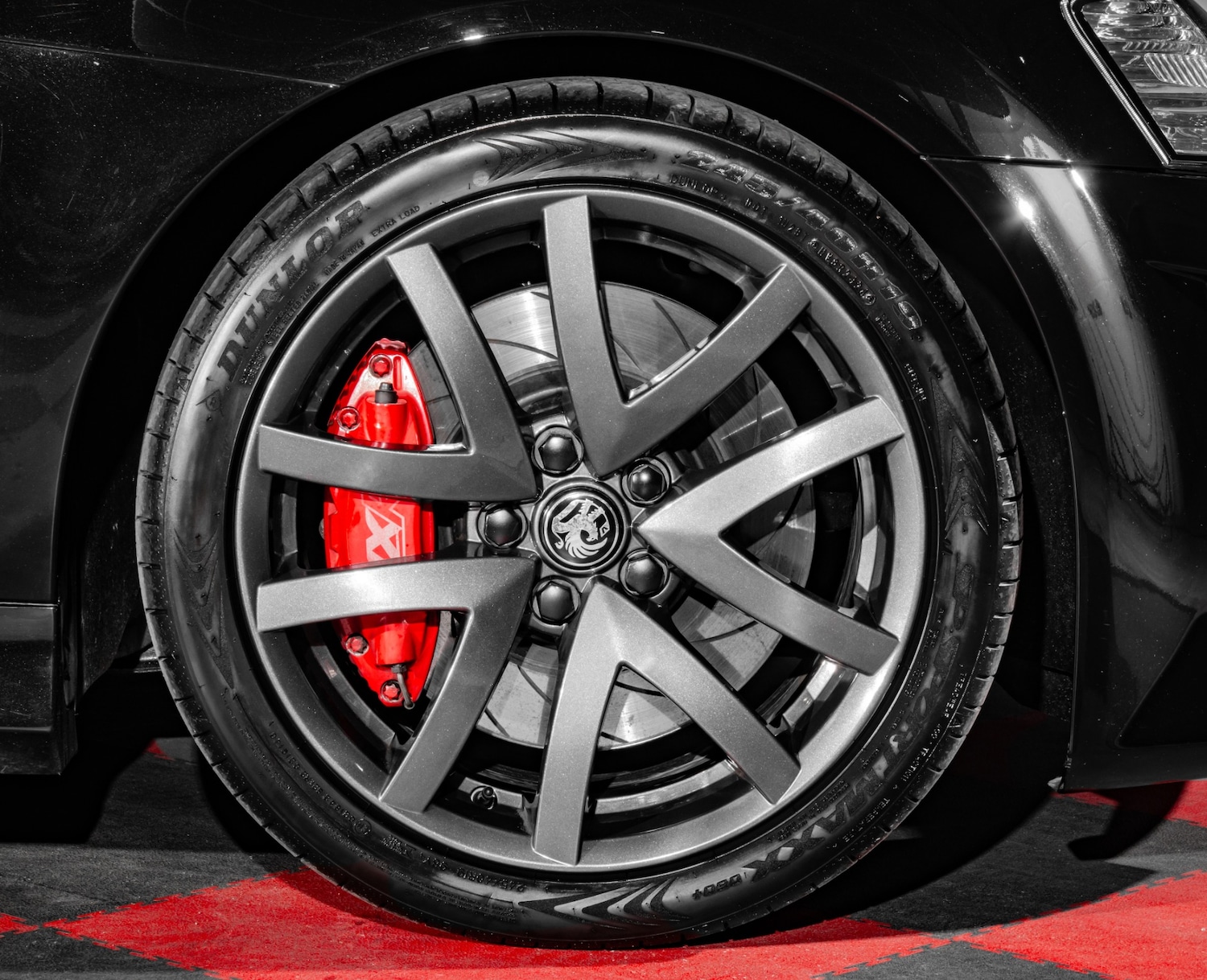 Used Vauxhall VXR8 2007 for sale - 77310781: Photo 3