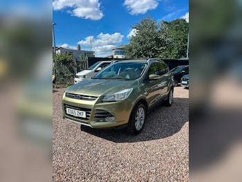 Used Ford Kuga 2015 for sale - 79102624: Photo