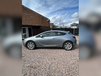 Used Vauxhall Astra GTC 2015 for sale - 79725725: Photo
