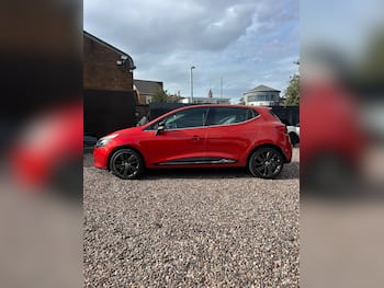 Used Renault Clio 2015 for sale - 79853726: Photo