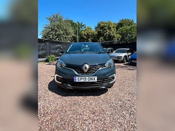 Used Renault Captur 2019 for sale - 79228659: Photo