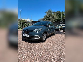 Used Renault Captur 2019 for sale - 79228659: Photo