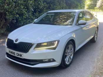Used Skoda Superb 2017 for sale - 74612048: Photo