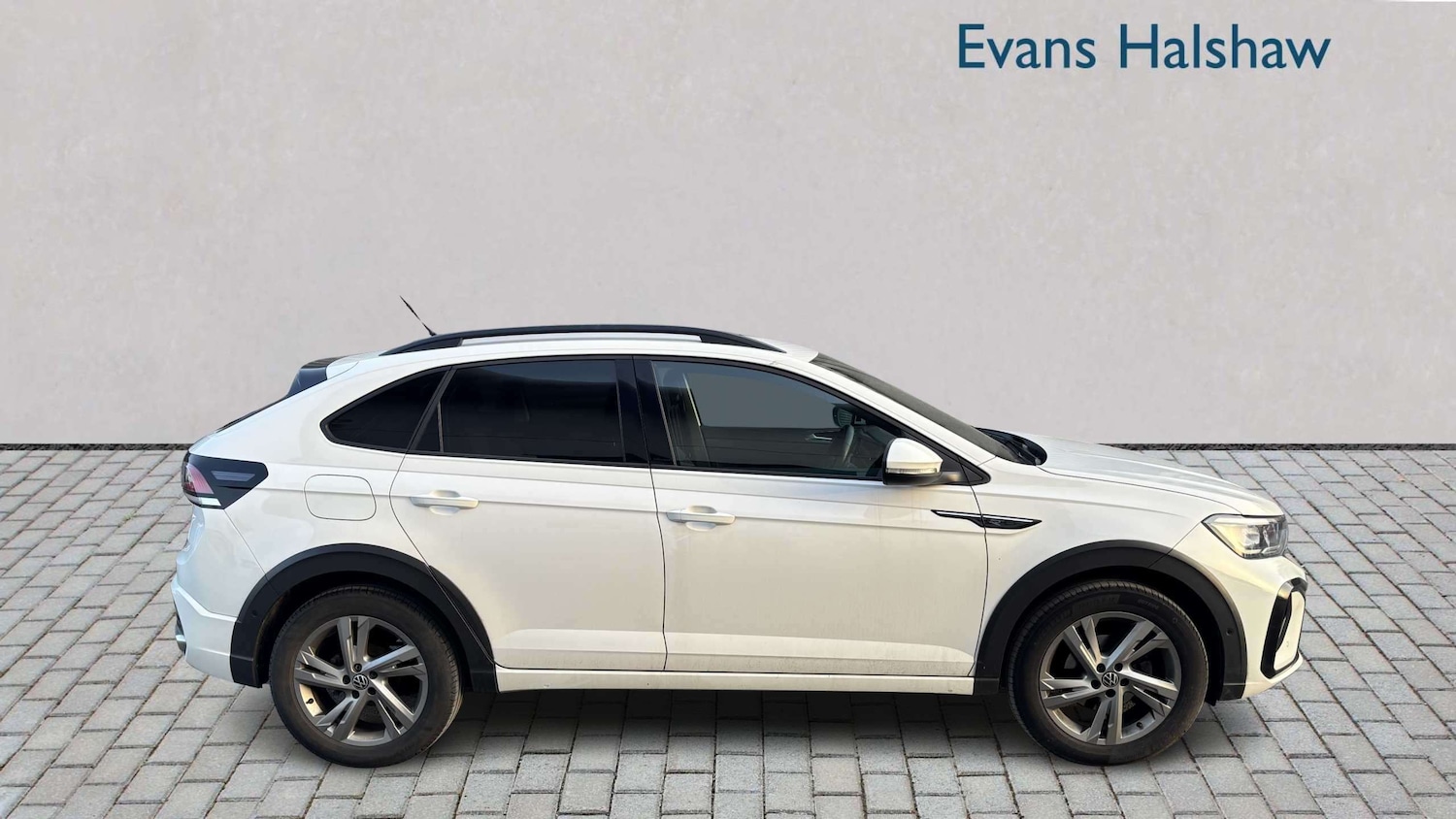 Used Volkswagen Taigo for sale - 77860193: Photo 2