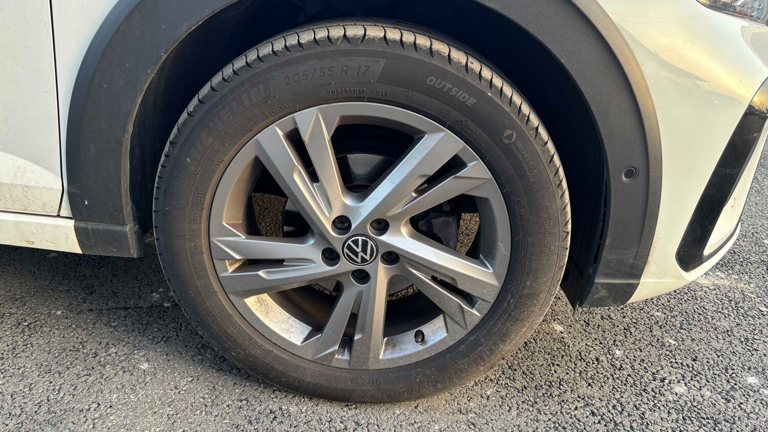 Used Volkswagen Taigo for sale - 77860193: Photo 9