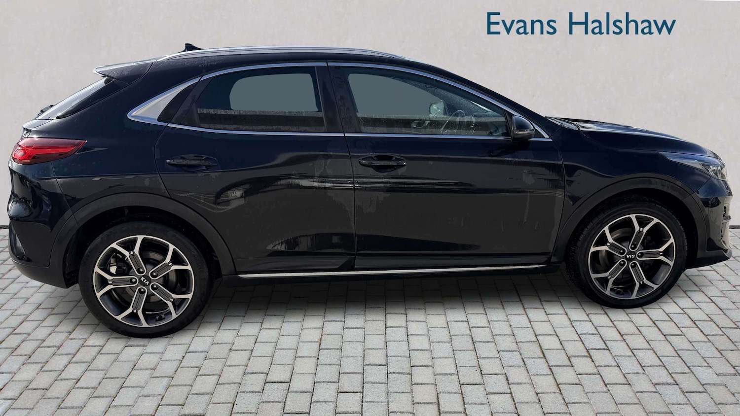 Used Kia XCeed for sale - 77856941: Photo 2