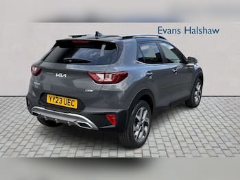 Used Kia Stonic 2023 for sale - 79810768: Photo