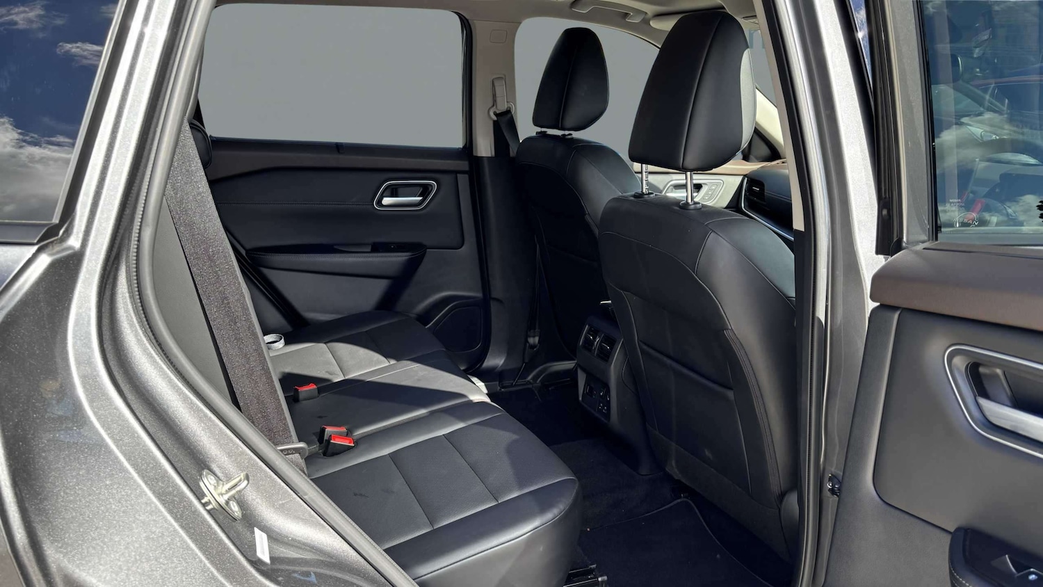 Used Nissan X-Trail for sale - 78119052: Photo 16