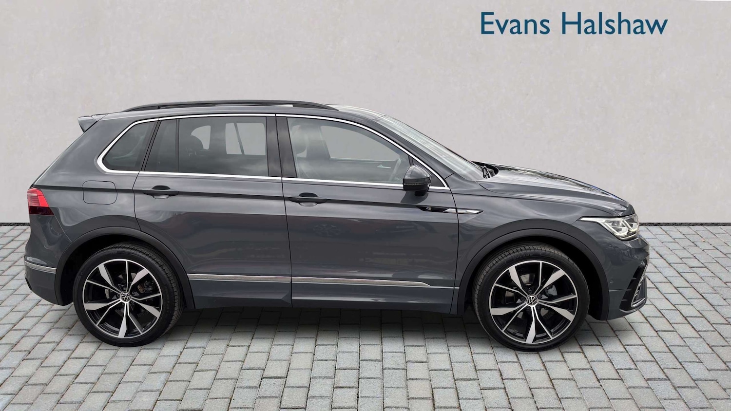 Used Volkswagen Tiguan 2022 for sale - 77995811: Photo 3