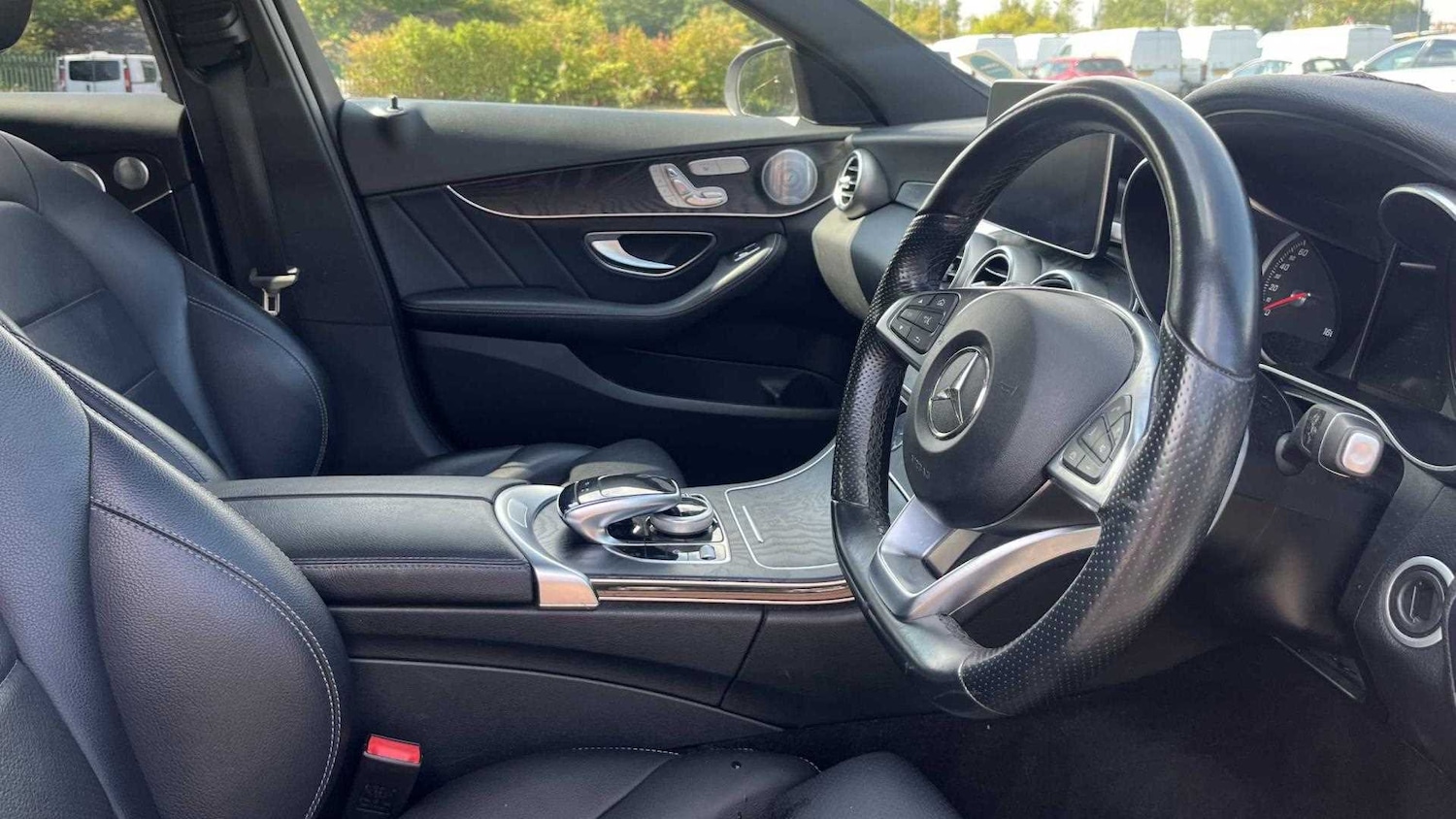 Used Mercedes-Benz C Class 2018 for sale - 78010272: Photo 10