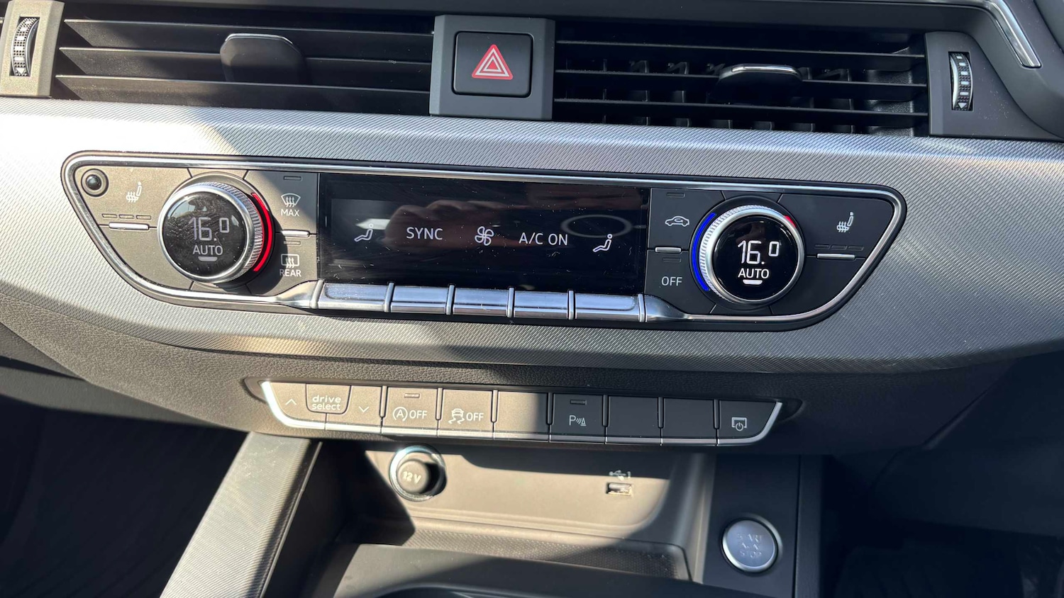 Used Audi A4 for sale - 77857348: Photo 23