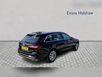 Used Audi A4 2023 for sale - 77857348: Photo