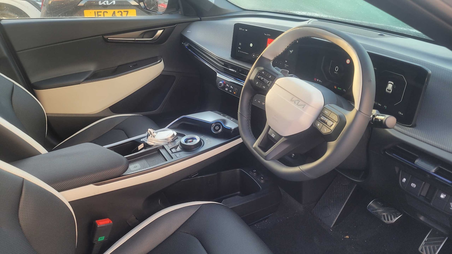 Used Kia EV6 2025 for sale - 77858427: Photo 6