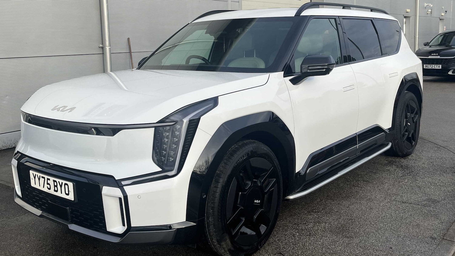 Used Kia EV9 for sale - 77862318: Photo 2