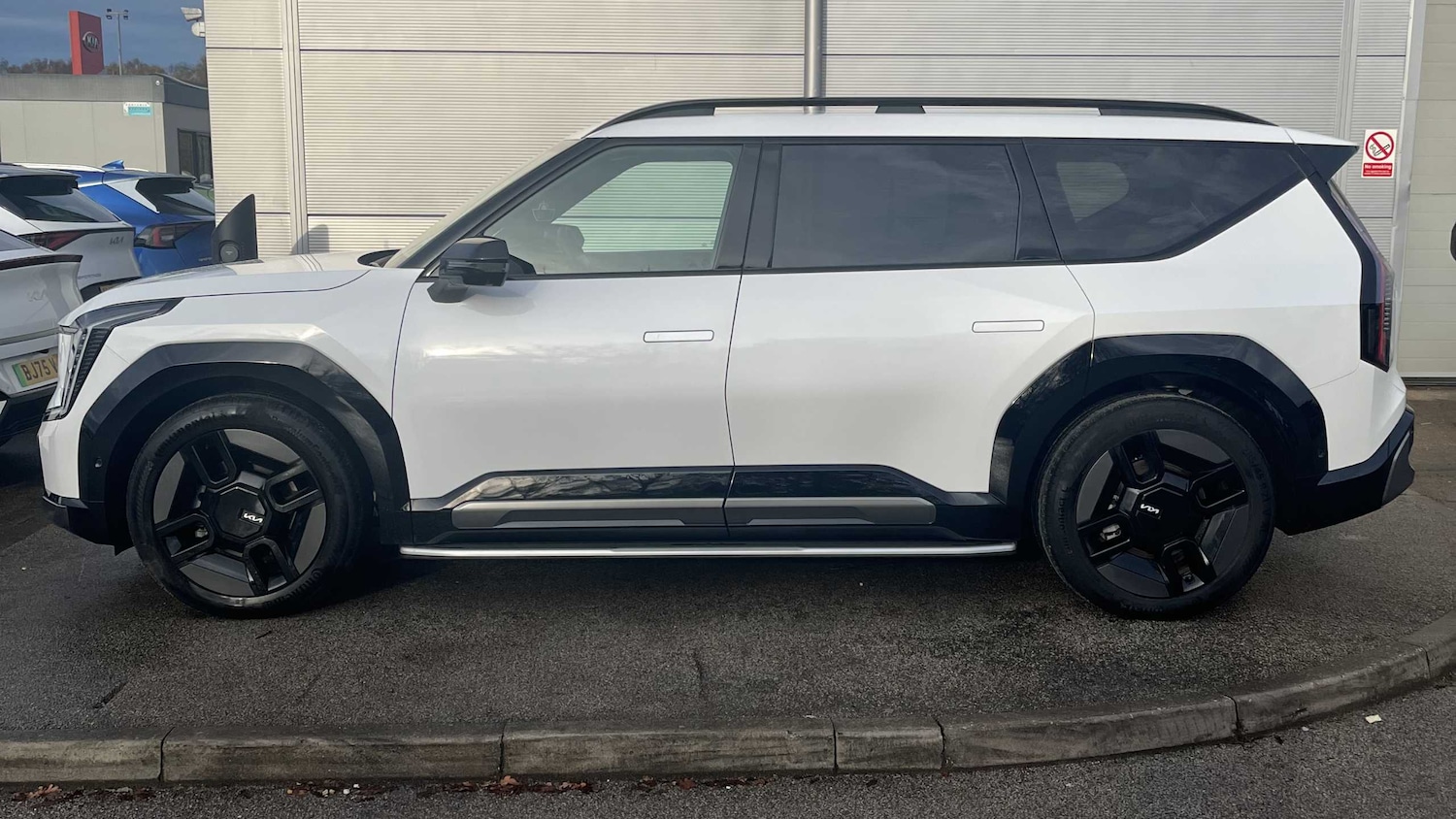 Used Kia EV9 for sale - 77862318: Photo 3