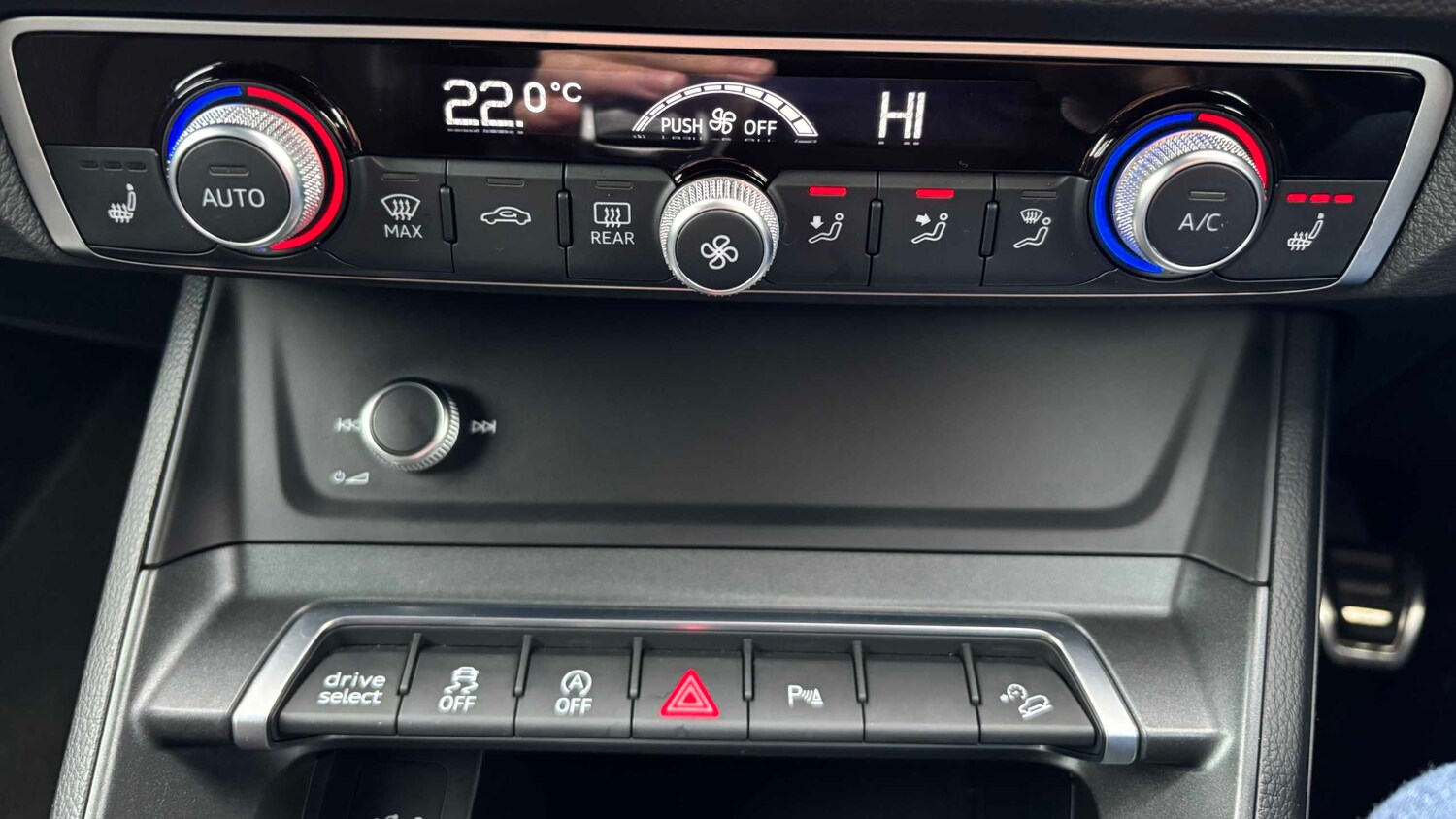 Used Audi Q3 for sale - 77862291: Photo 22