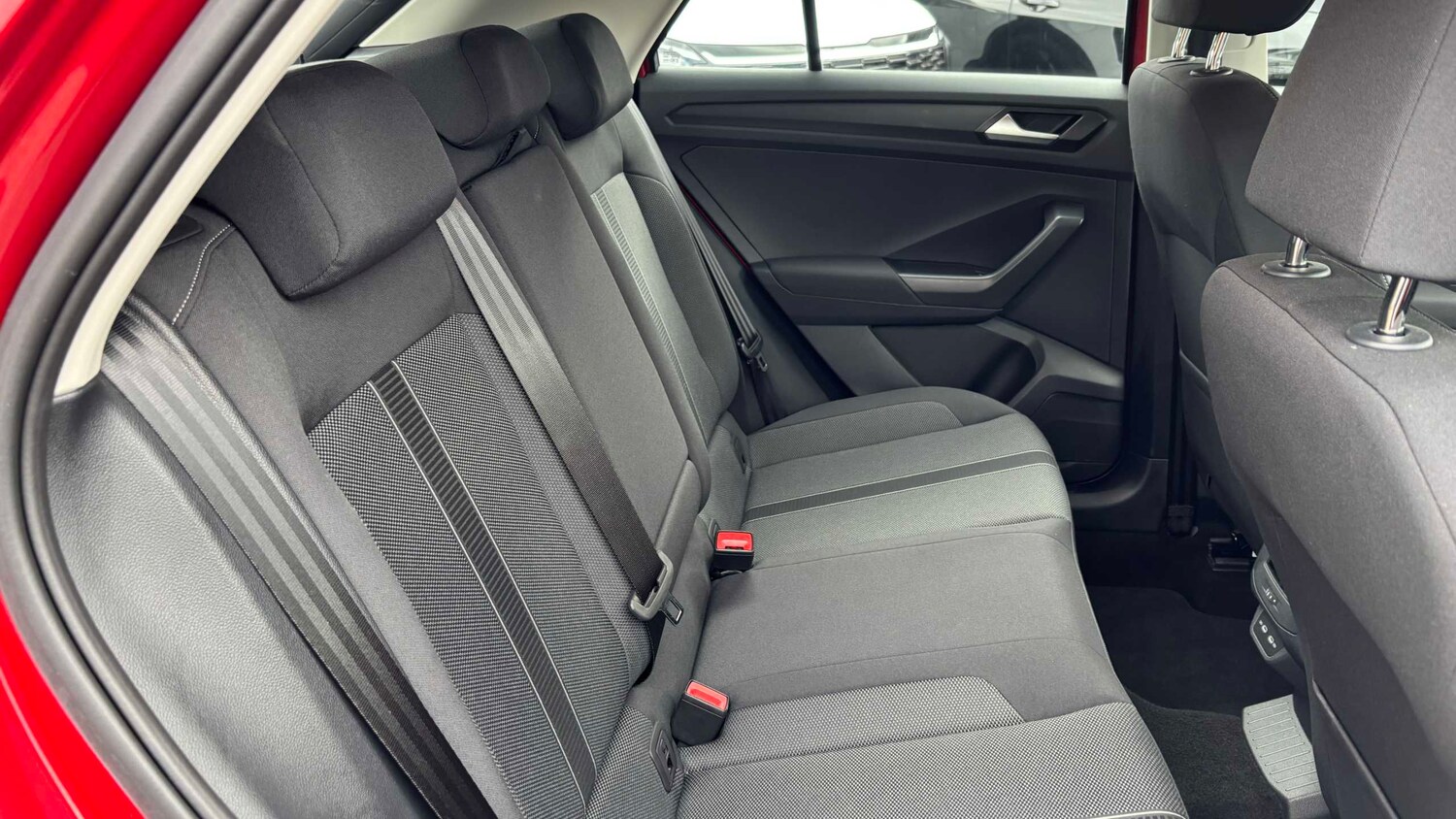 Used Volkswagen T-Roc for sale - 77859535: Photo 15