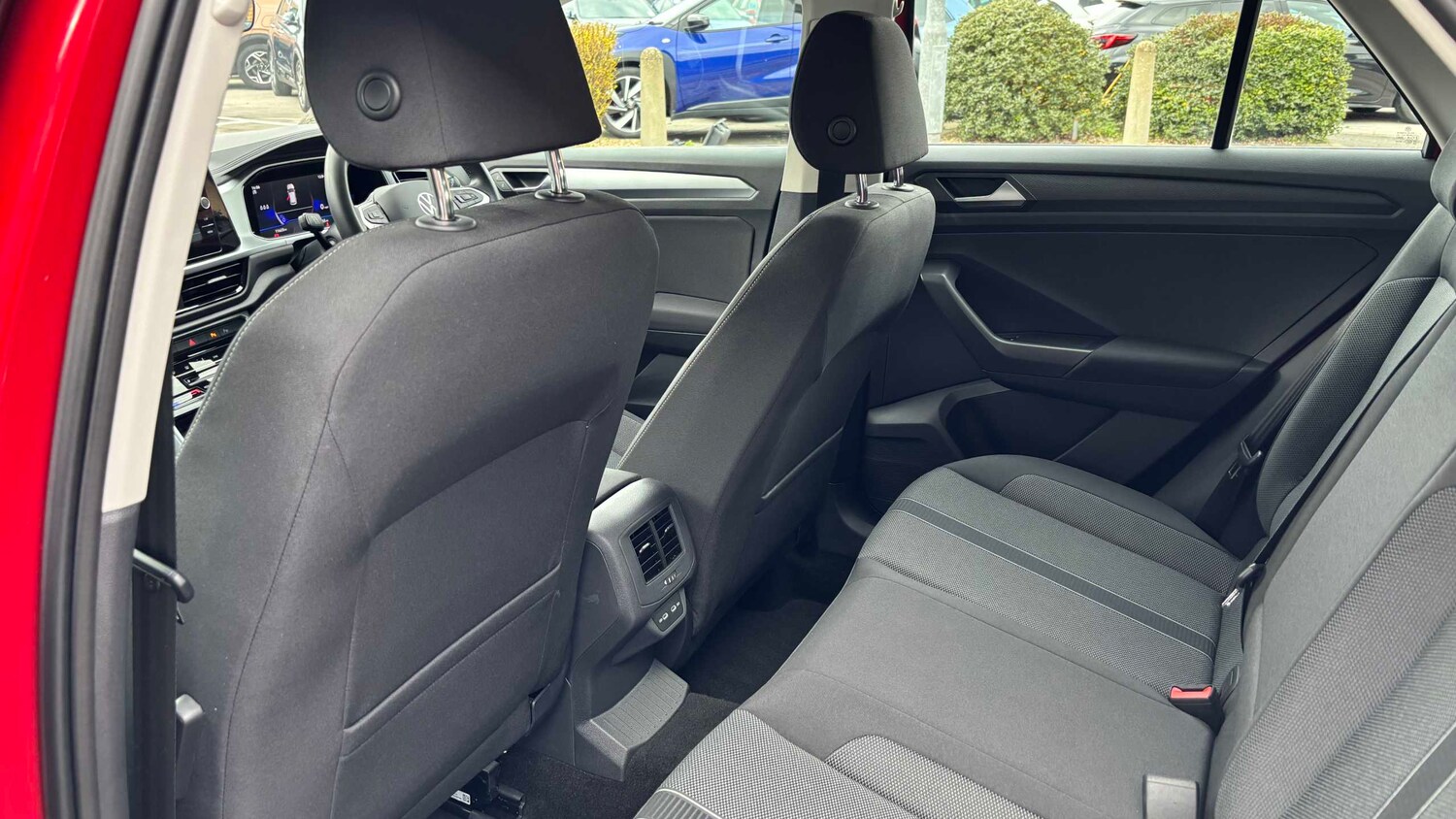 Used Volkswagen T-Roc for sale - 77859535: Photo 16